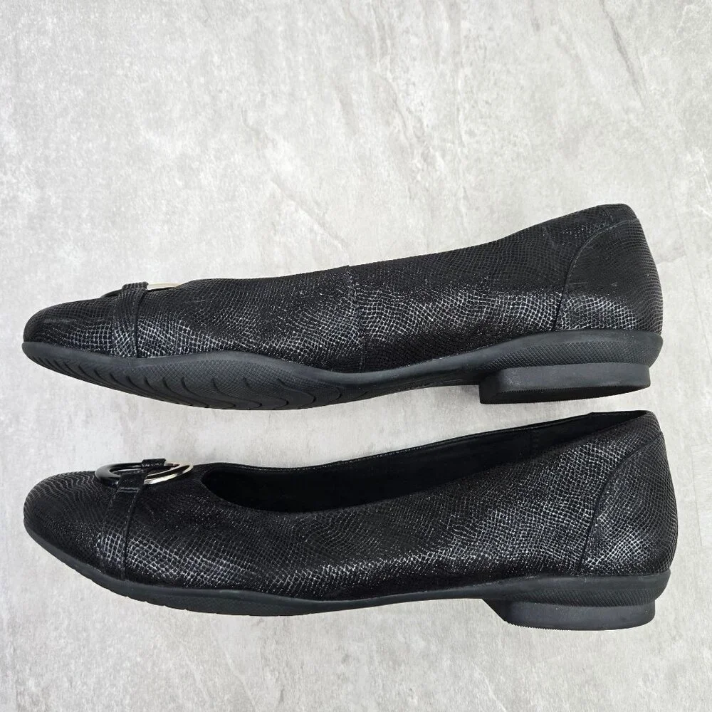 Clarks Ballet Flats Sz 10 Black Embossed Leather Comfort Dressy Ballerina Shoes - Picture 7 of 11